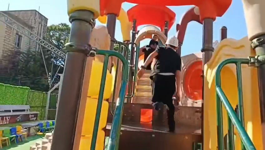 ثانوية الإشراق  عاليه